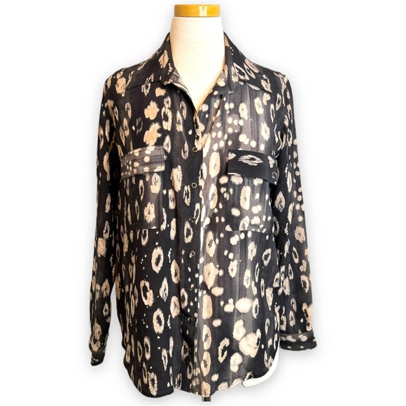 L’Agence Silk Long Sleeve Snap Button Top Size 2 - Picture 1 of 6